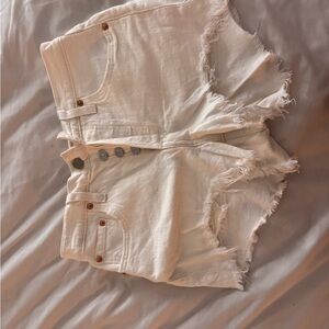 white levi 501 jean shorts